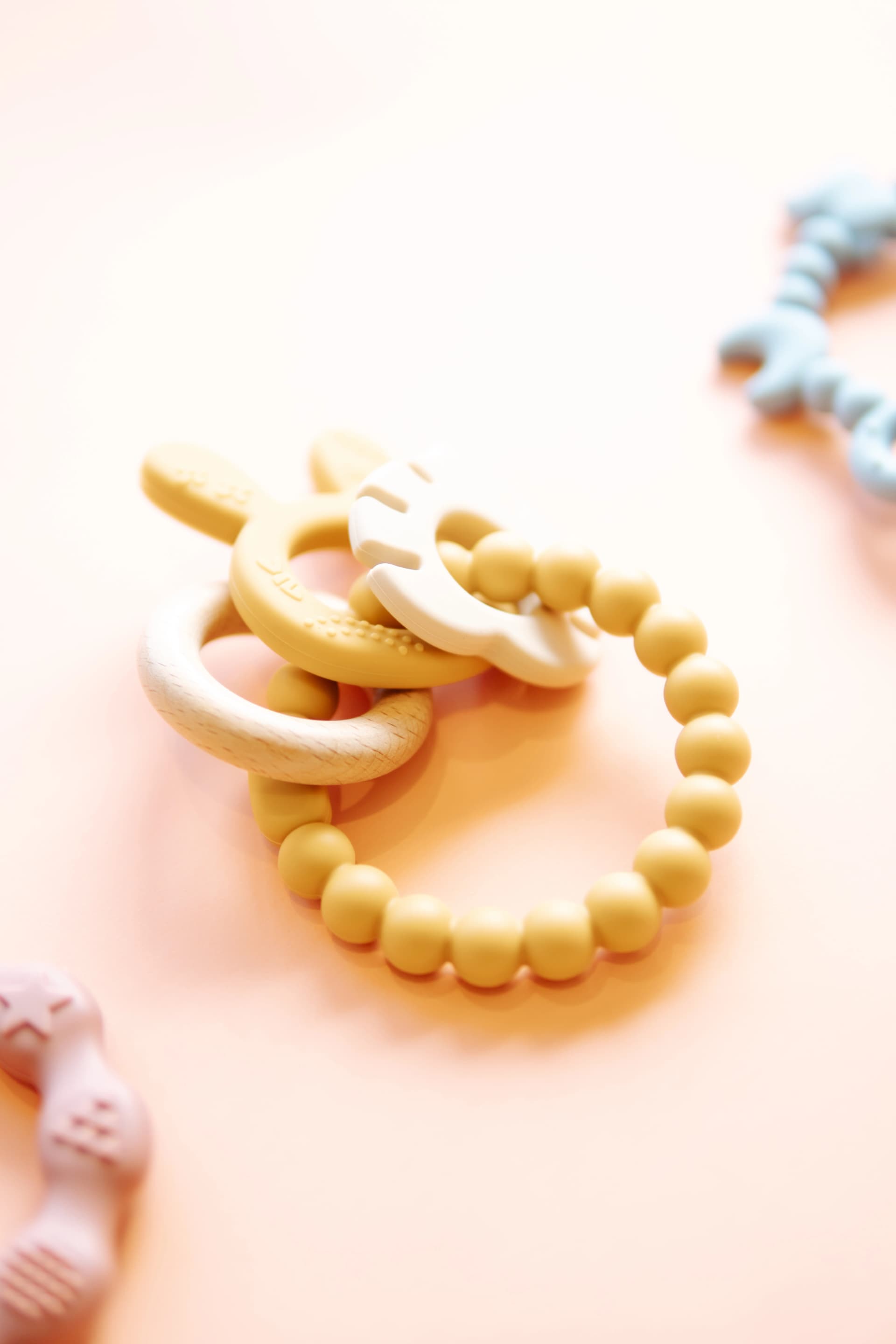 Bunny Chews Sunflower Yellow | Mordedera