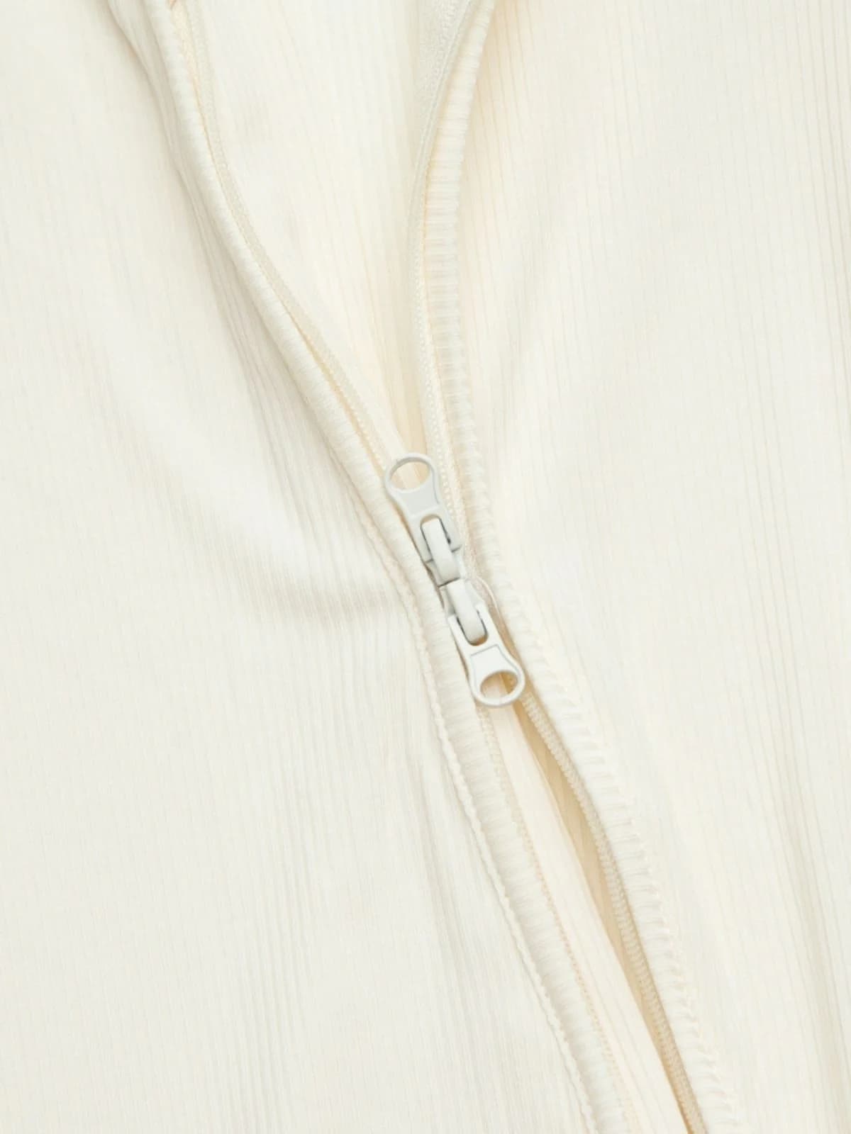 Mameluco con cierre Cream Ribbed Bamboo